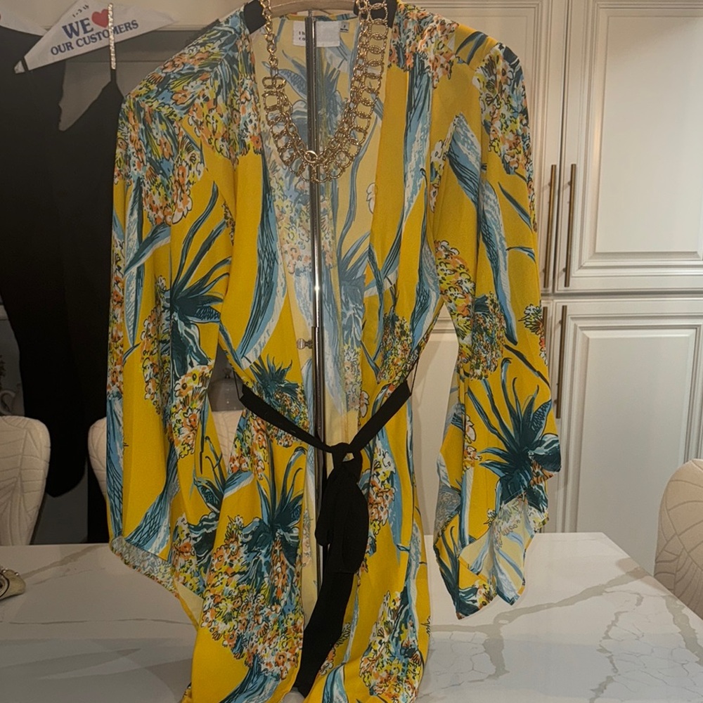 The Room Asymmetrical Yellow and Blue Blouse